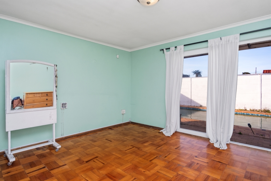 3 Bedroom Property for Sale in Lotus River Western Cape